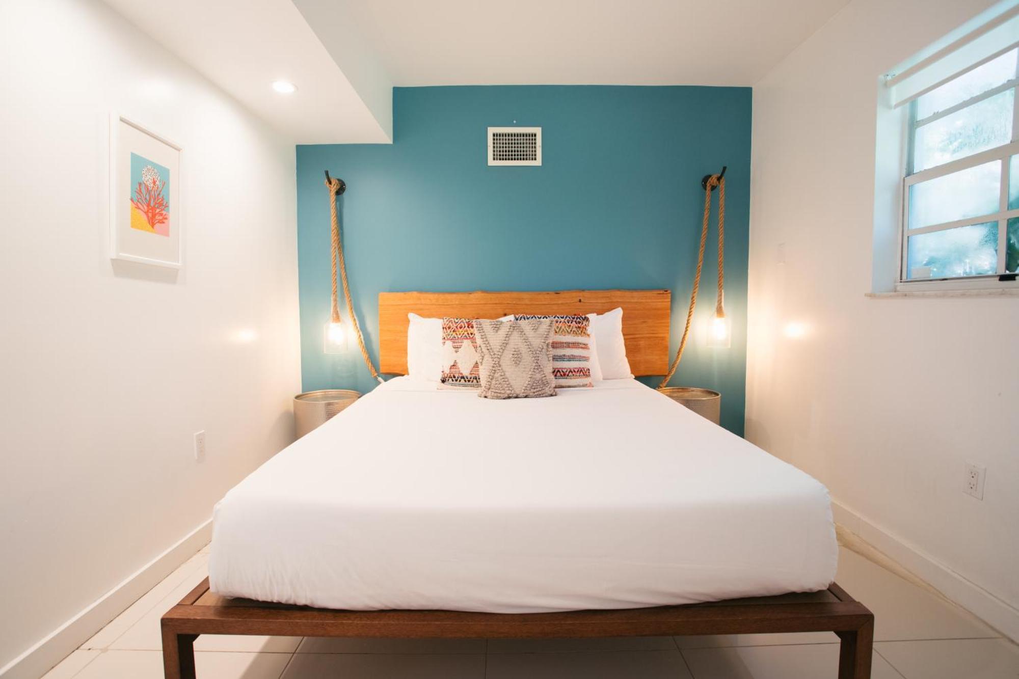 Miami River Inn By Renzzi Room photo
